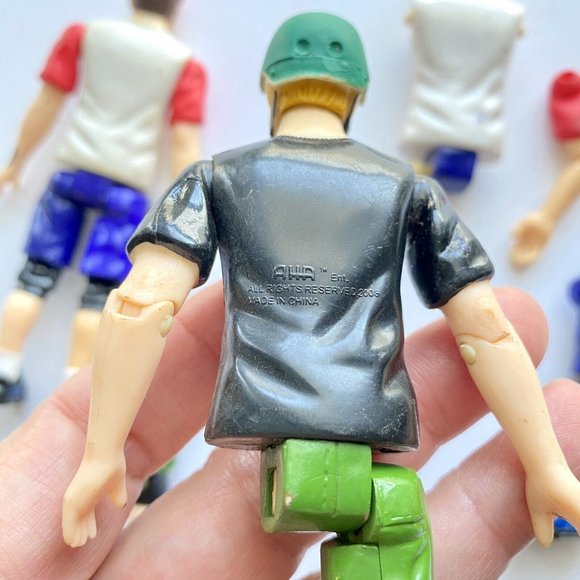 2008 Skateboarding Action Figure Lot Magnetic Feet - For PARTS AS IS - Picture 5 of 6